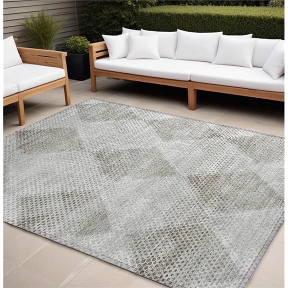 HomeRoots 561756 8 x 10 ft. Gray Geometric Washable Non Skid Indoor Outdoor Rectangle Machine Woven Area Rug