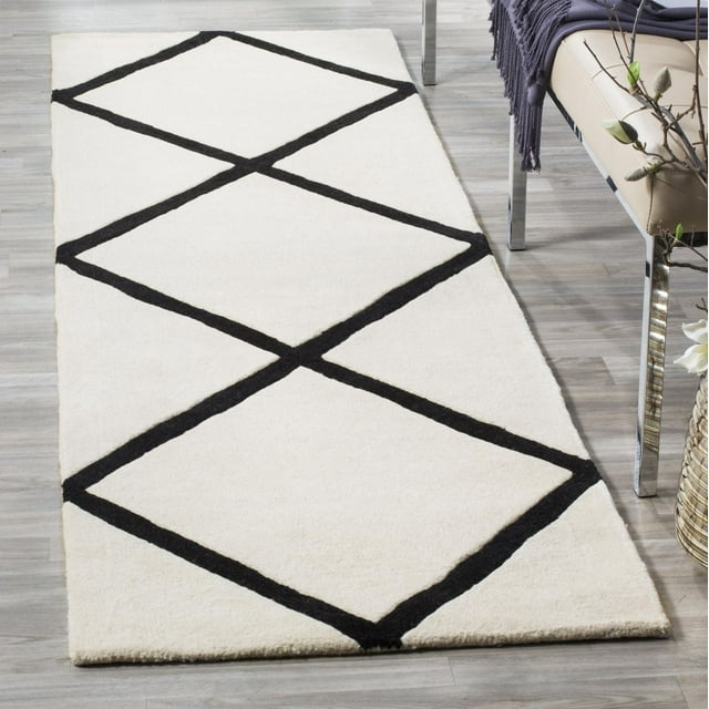 Safavieh Chatham Isaac Geometric Diamonds Area Rug