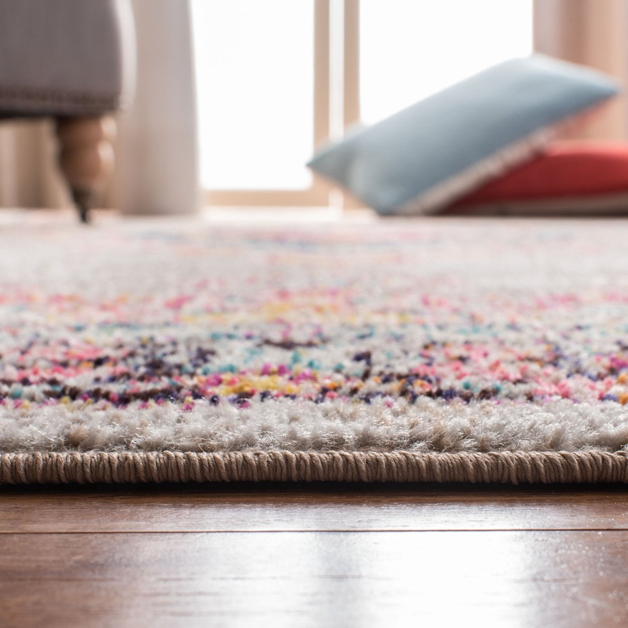 SAFAVIEH Madison Sonam Oriental Runner Rug, Grey/Fuchsia, 2'3" x 8'