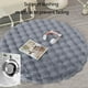 thumbnail image 4 of Alfombra Redonda de Terciopelo de 70X70 Cm | Tapete Suave de Poliéster para Sala de Estar, Dormitorio, Porche y Pasillo | Felpudo de Estilo Contemporáneo En Beige, Gris, Caqui y Rosa, 4 of 6