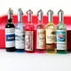 thumbnail image 2 of Llaveros de botella de vino y cerveza de resina para hombres y mujeres, llavero colgante de Color surtido, bolsa de coche, regalo de fiesta de boda, 2 of 4