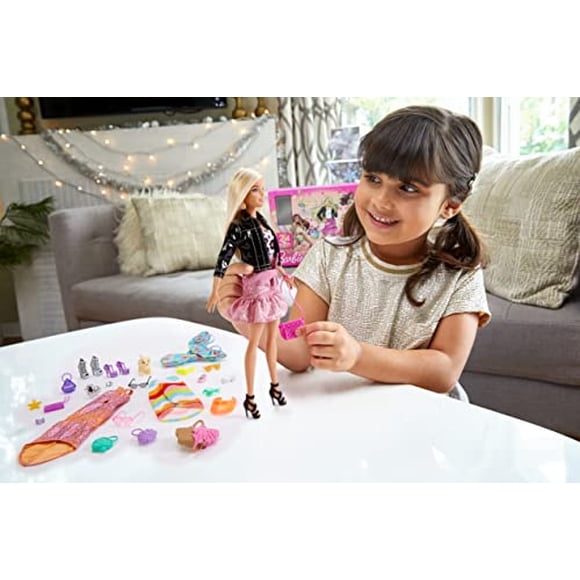Calendario de adviento Barbie con muñeca Barbie 12 in 24 sorpresas ropa y accesorios