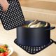 thumbnail image 1 of Xihbxyly Tapete Aislante para Ollas, Diseño Acolchado Resistente Al Calor, Agarre Antideslizante, Protección para Encimeras de Cocina, Multiusos para Platos y Ollas Calientes, Lavable a Máquina, Tama, 1 of 6