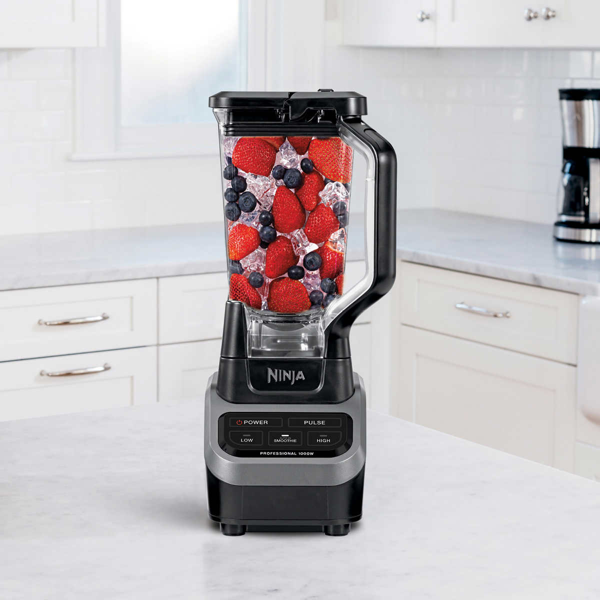 【美品】Ninja Professional 1000W ブレンダー Ninja Professional 1000W Blender, Powerful Pro Shake Making