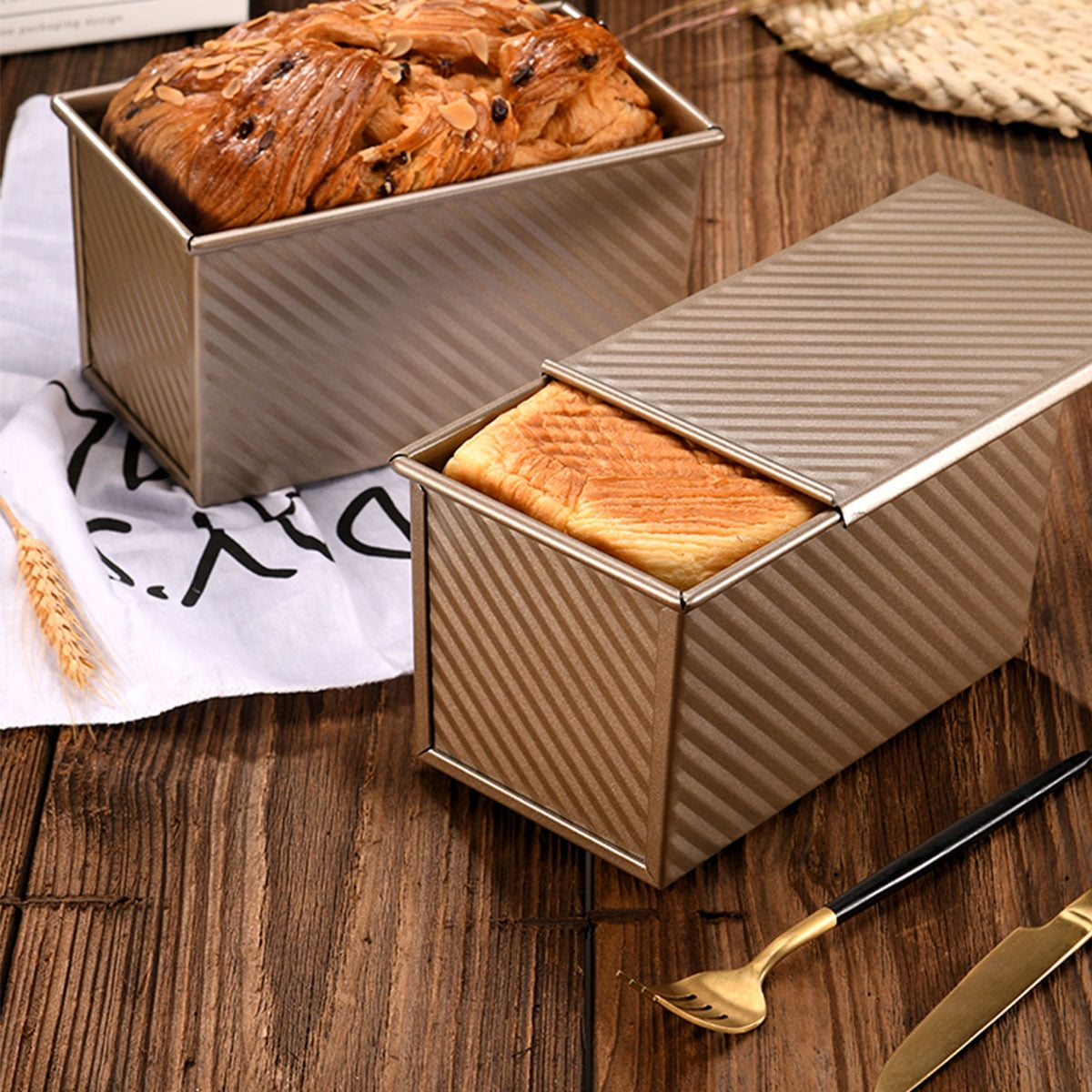 Bakeware Loaf Pan With Cover Non Stick Golden Bread Toast Mold with Lid