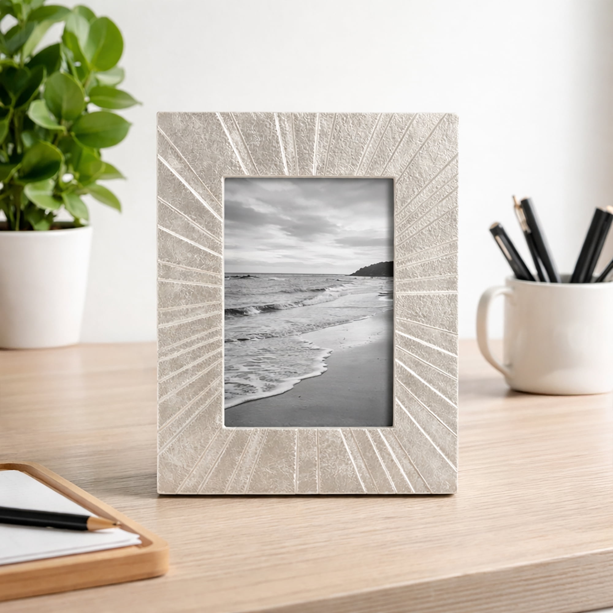 Better Homes & Gardens 4x6 Picture Frame – Silver Cast Radiant Metal Tabletop Photo Frame
