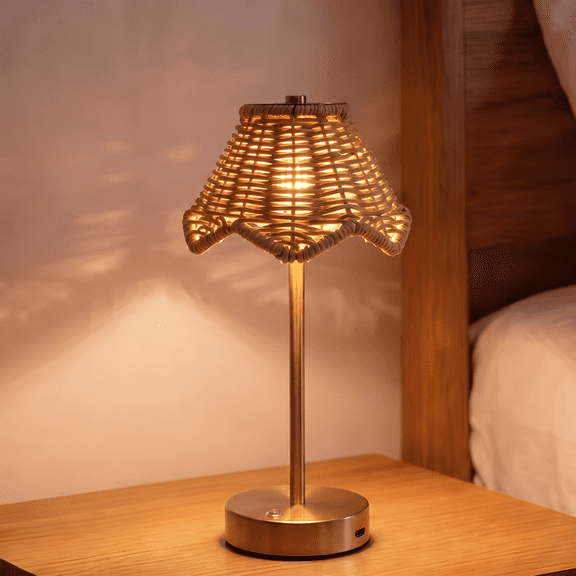 Cordless Table Lamp with Scalloped Wicker Shade, Touch Control Dimmable 3 Color LED, Small Rechargeable Rattan Lamp for Nightstand, Portable Home Decor Accent Lamp for Bedroom Living Room Restaurant