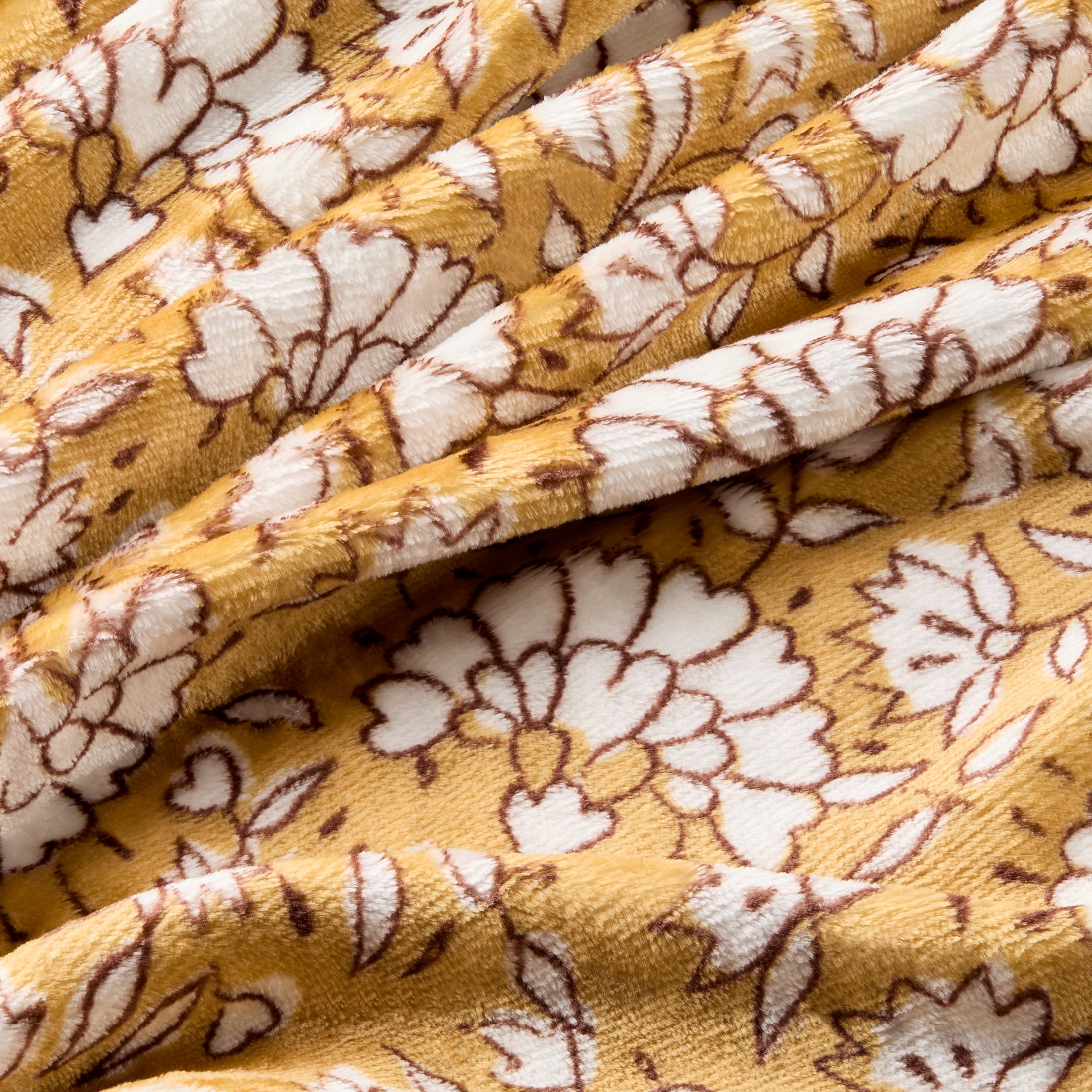 Mainstays Super Soft Velvet Plush Bed Blanket, Yellow Floral, King Size