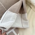 thumbnail image 4 of Manta decorativa Fcteap 168 x 140 cm, estilo cashmere, color caqui, 4 of 7