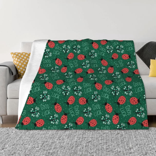 Fotbe Good Luck Ladybug Manta de Franela con Estampado, Manta Ultrasuave para Cama, Sofá, Auto, Hipoalergénica y Antibolitas-80"x60"