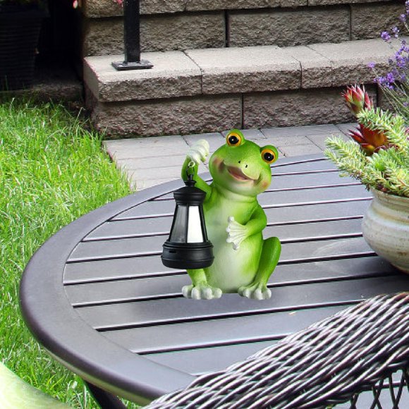 Garden Solar Frog Statue Light, Figurine de figuras al aire libre Lámpara de linterna Ornamento de césped escultura de animales de resina para mamá