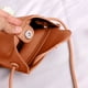 thumbnail image 3 of Bolso bandolera pequeño de PU para teléfono móvil, cartera con ranuras para tarjetas de crédito para mujer, 3 of 5
