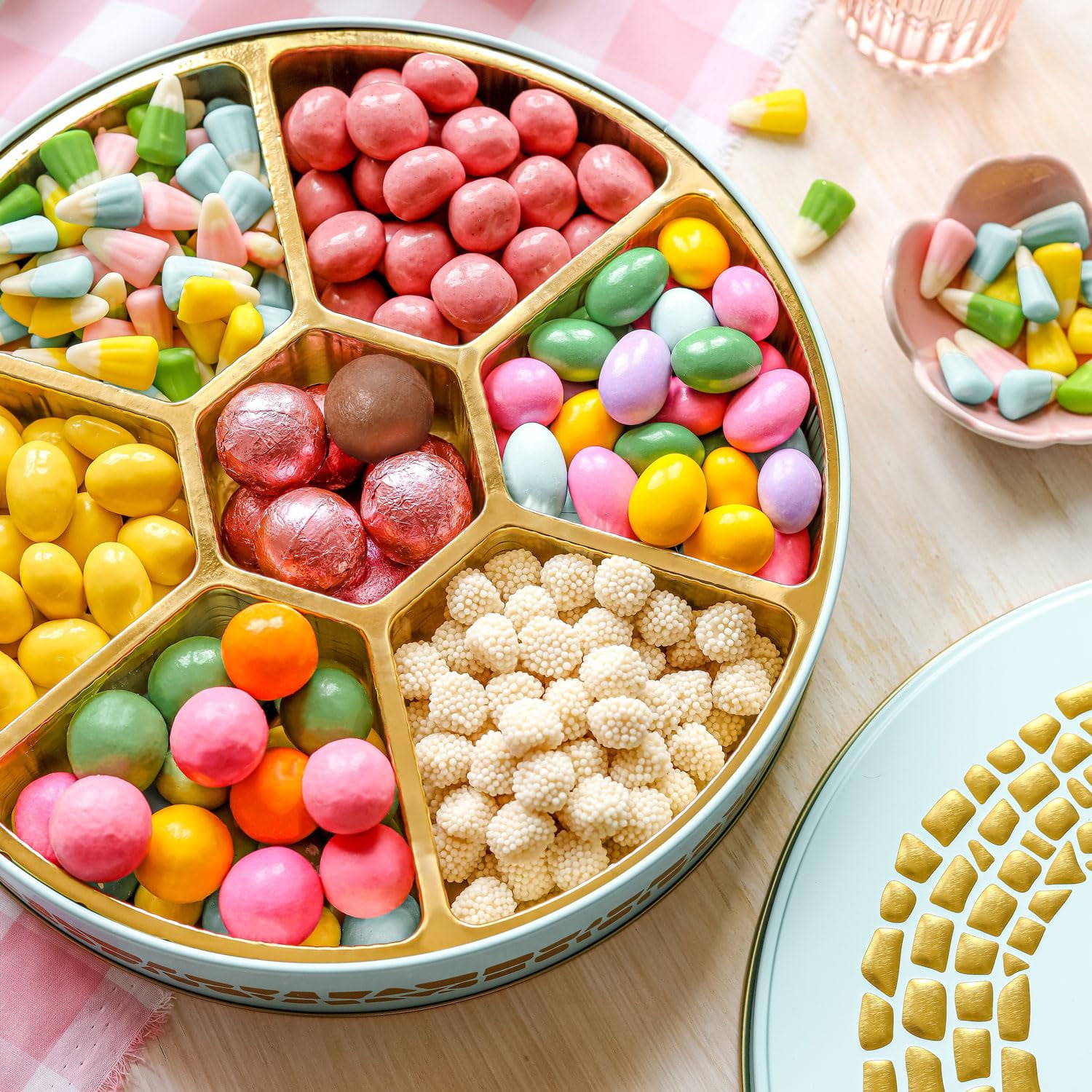 Mother's Day Candy Mix Gift Basket, Spring Candy, Almonds, Chocolate, Gummies, Treat Assortment for Adults, Families, Kids, Bonnie and Pop