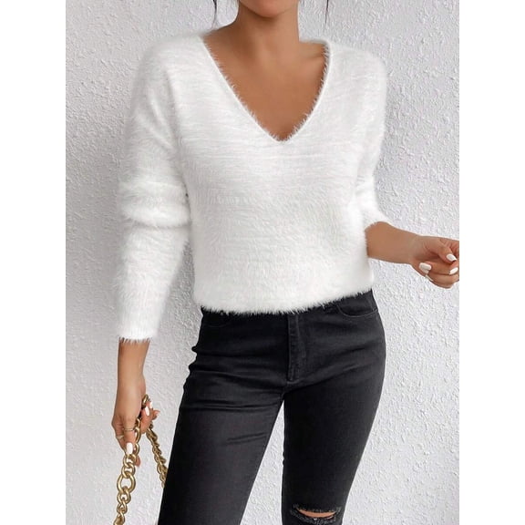 Women's V-Neck Long Sleeve Top for a Flattering Soft Casual Outfit