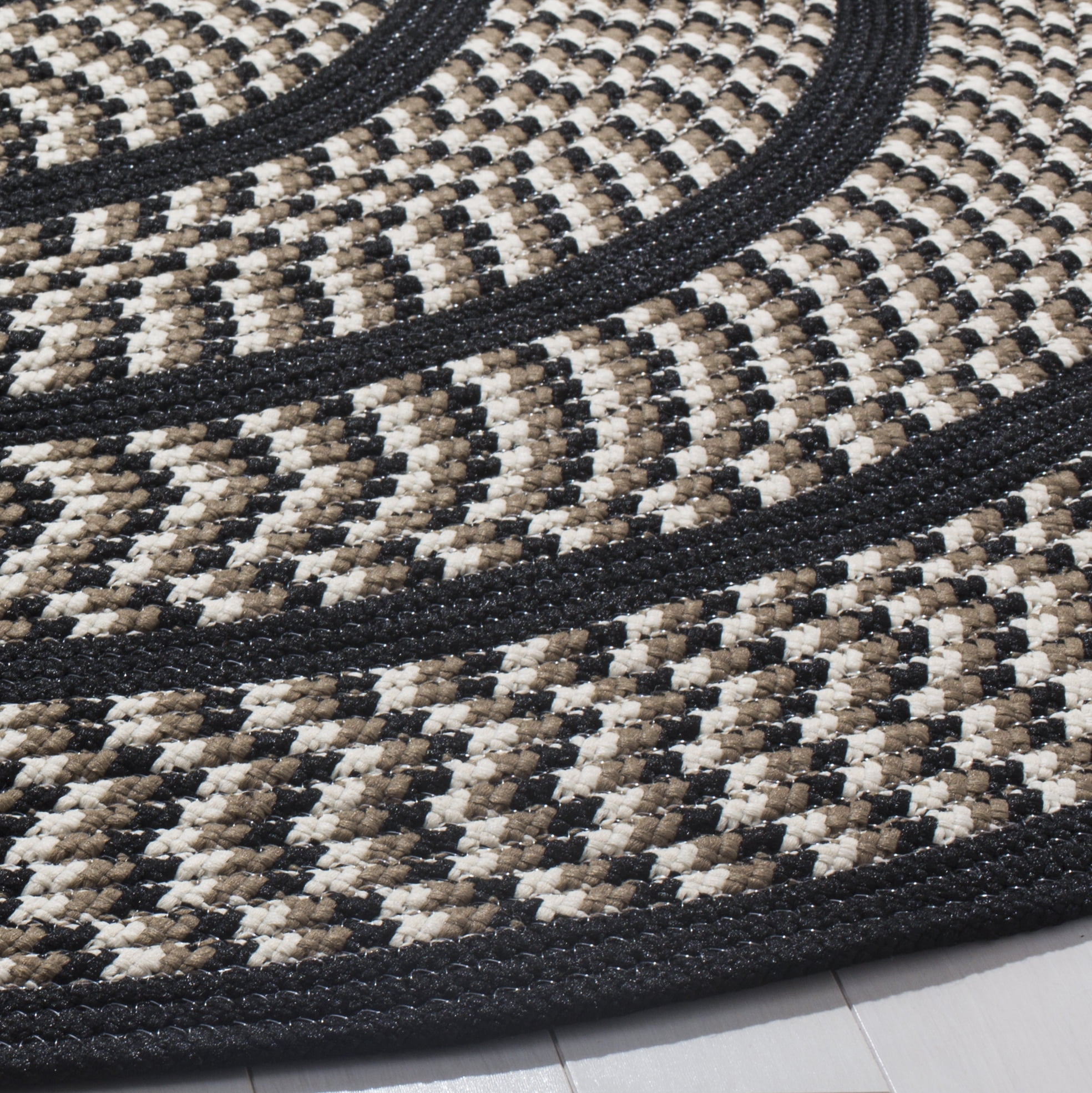 SAFAVIEH Braided Tanisha Bordered Reversible Area Rug, Ivory/Black, 8' x 8' Round