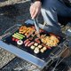 thumbnail image 4 of Alfombra Parrilla Plegable para Hornear Al Aire Libre, 4 of 9