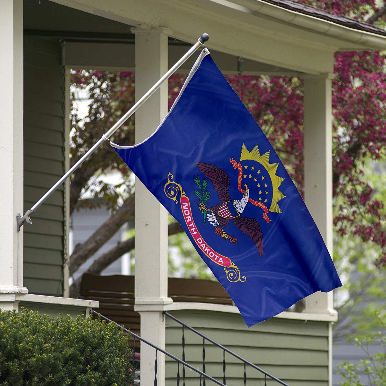 North Dakota State Flag - 3ft x 5ft Knitted Polyester, State Flag Collection, Made in The USA&nbsp;