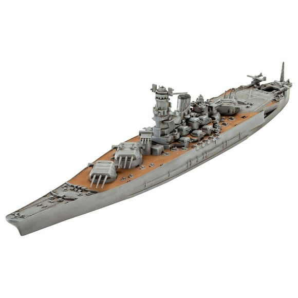 Musashi (06822) (Retired) 1:1200 Scale Ship Plastic Model Kit