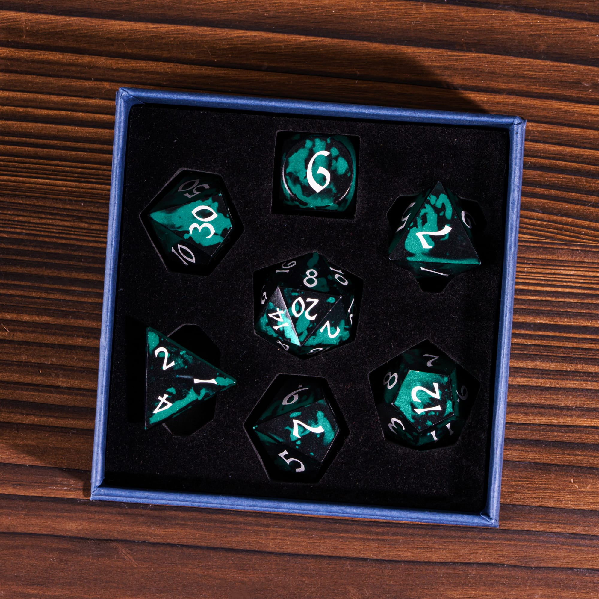 Cusdie 7-Die DND Dice Set - Premium Aluminum Metal Dice Polyhedral D&D Dice Set for Dungeons and Dragons TTRPG Role Playing Games