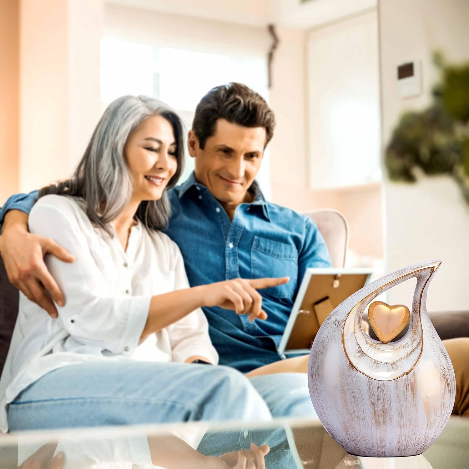 White Golden Teardrop Heart Urn for Human Ashes| Cremation Urns for Adult Ashes |Burial Ash Urn for Men & Women | Decorative Cremation Earns for Man/Male/Female & Humans | Large | 2.5 Litre Capcity