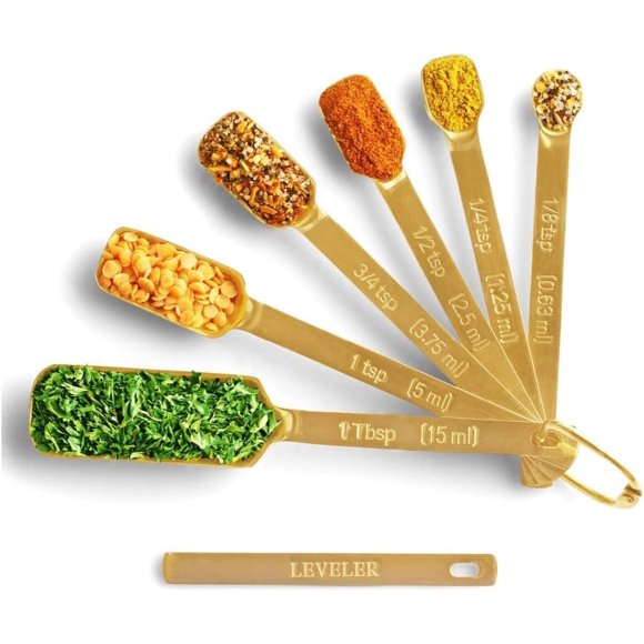 Cuillères à Mesurer Dorées 2lbDepot Ensemble de 7 Inclut un Niveleur Bonus, pour Cuisson/cuisson, Utilisation de Cuisine Premium Cuillères en Acier Inoxydable, Antirouille, Design Étroit s'Adapte aux Pots à Épices