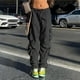 thumbnail image 2 of Gibobby Pantalones tipo cargo estampados de mujer Mujeres ajustable cintura elástica cerdo nariz hebilla pie suelto Hip Hop tejido Casual Cargo pantalones Streetwear(Negro,G), 2 of 5