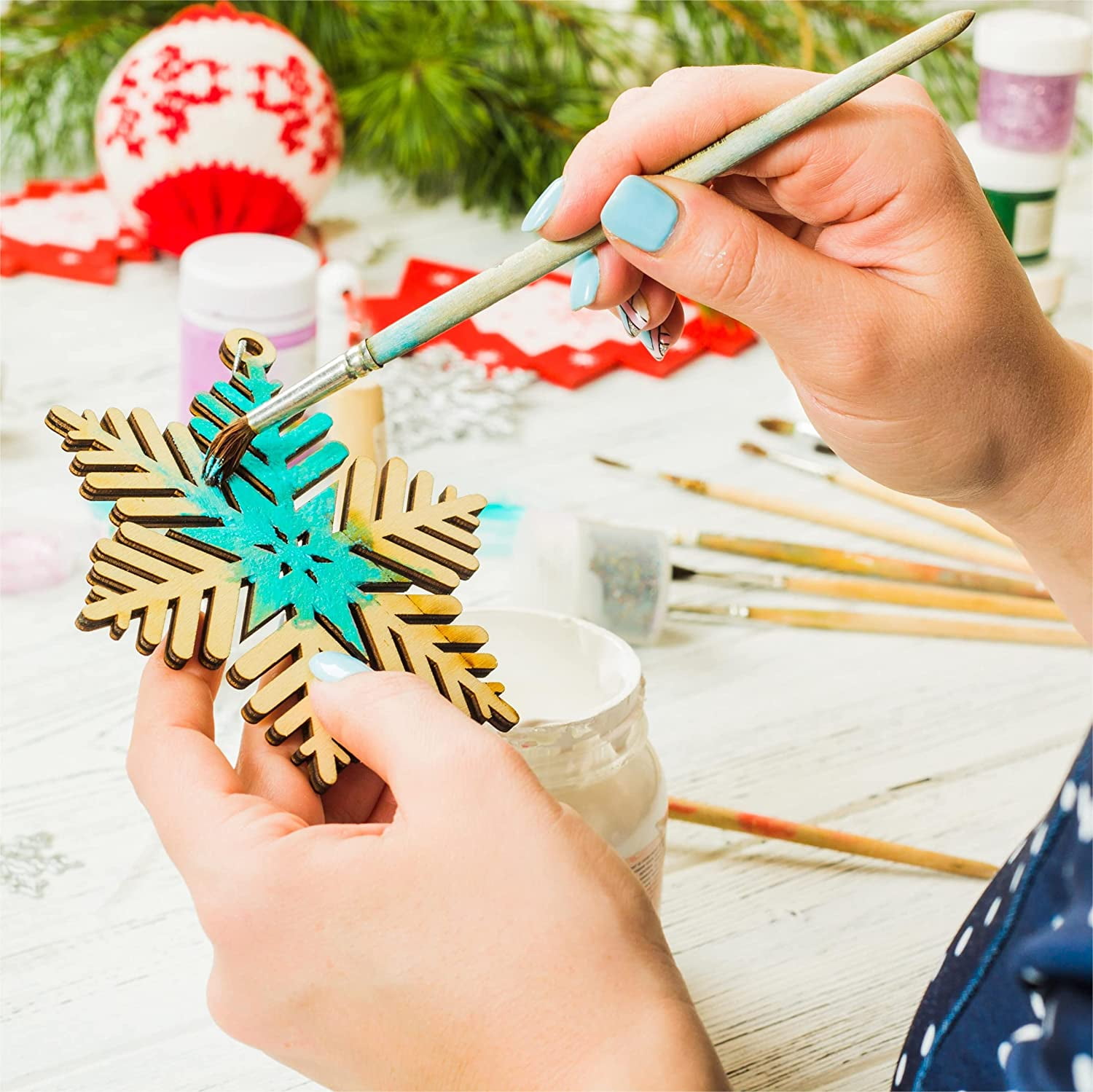 Unfinished Wooden Snowflakes Ornaments, 36Pcs Christmas Tree Hanging Decoration Wood Cutouts DIY Craft Snowflake Shaped Embellishments Xmas Rustic Crafts with Twine (4 inch)