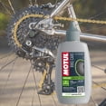 thumbnail image 2 of Limpiador Lubricante De Cadena En Seco Bicicleta 100ml Motul, 2 of 3