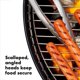 thumbnail image 4 of Juego de herramientas para asar OXO Good Grips Tongs and Turner Black, 4 of 9