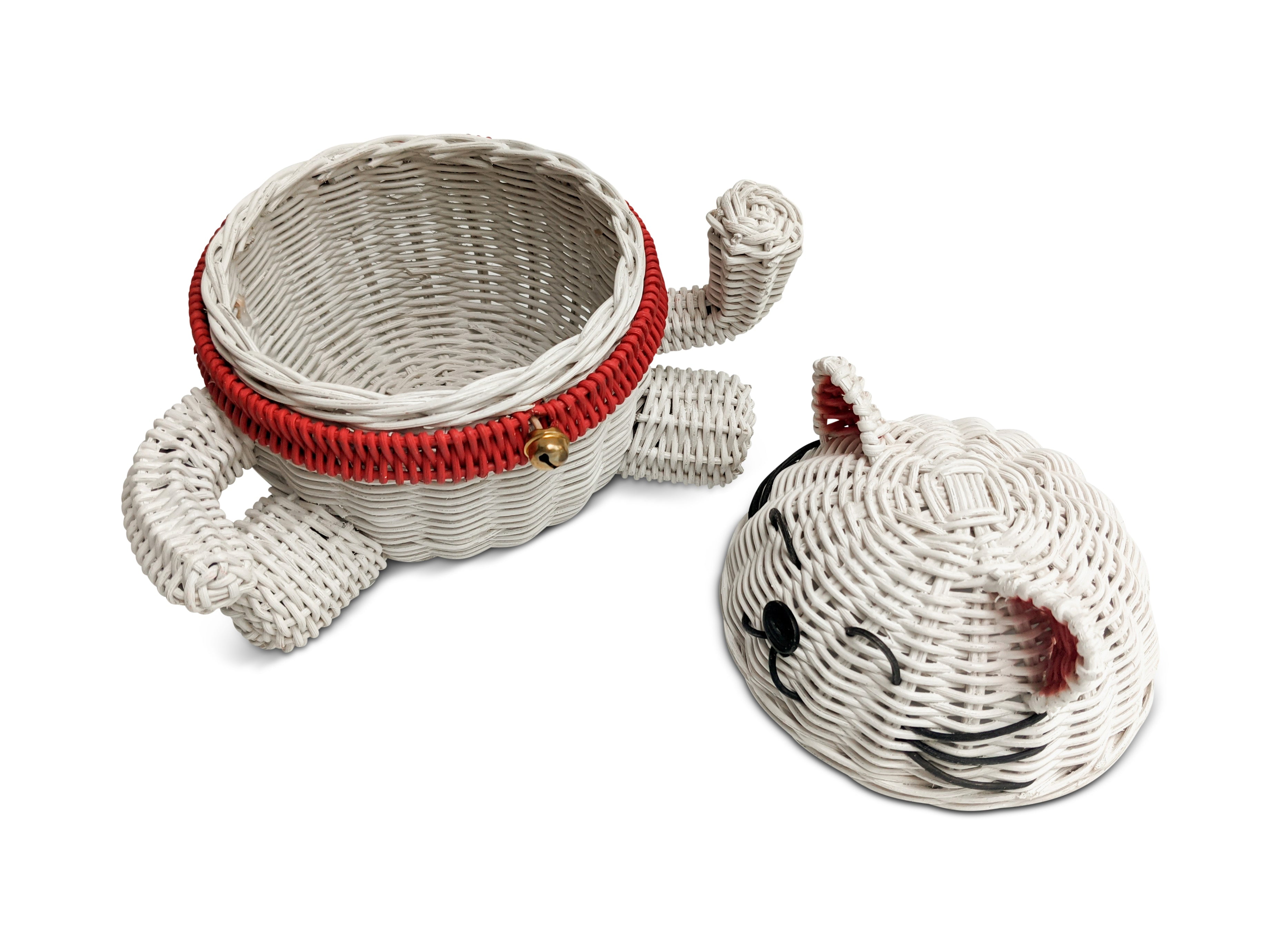 G6 Collection Lucky Cat Rattan Storage Basket with Lid Decorative Bin Home Decor Hand Woven Shelf Organizer Cute Handmade Handcrafted Gift Art Artwork Wicker Kitten