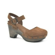 White Mountain Cherub Platform Clogs - Chestnut 5M