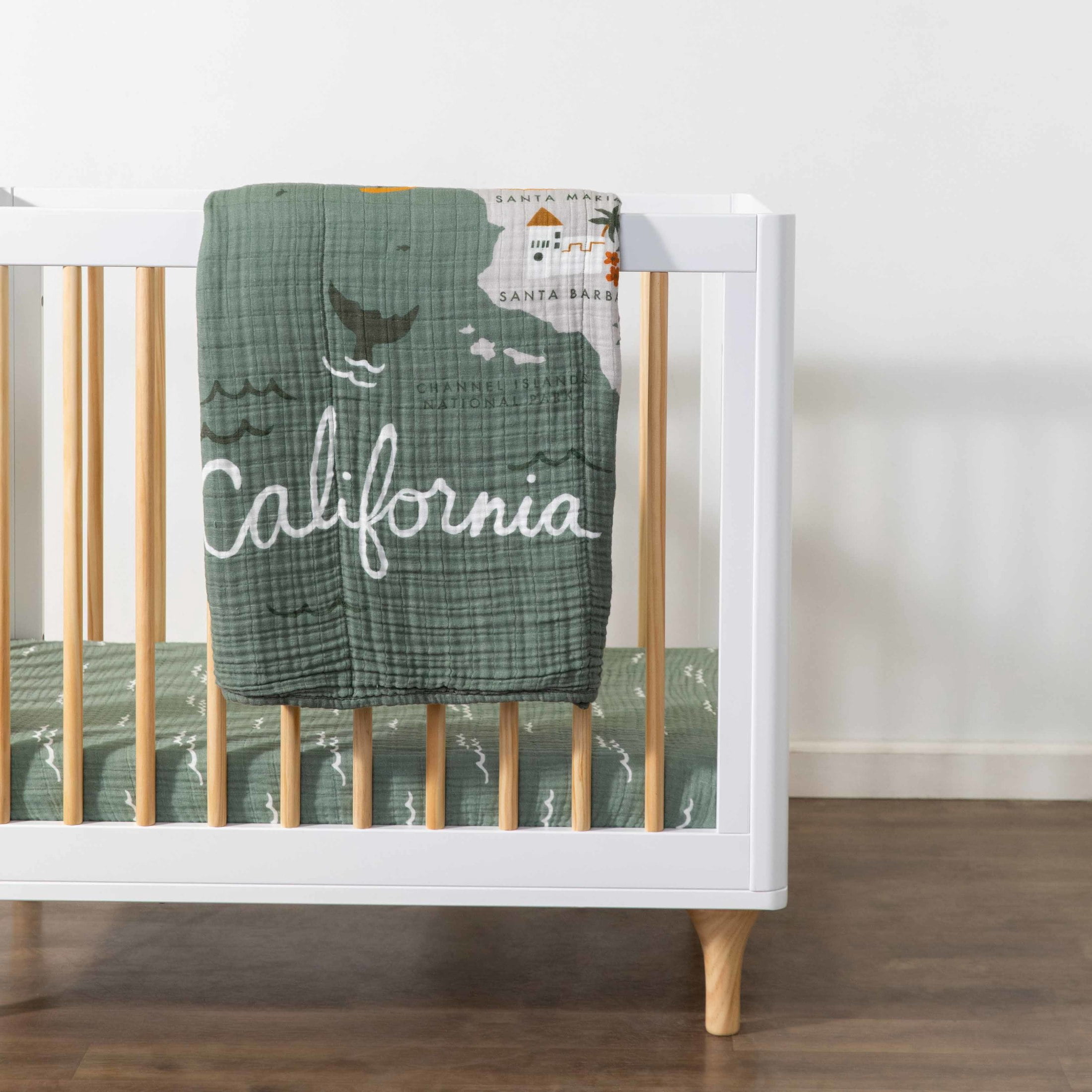 Babyletto Mini Crib Sheet in GOTS Certified Organic Muslin Cotton