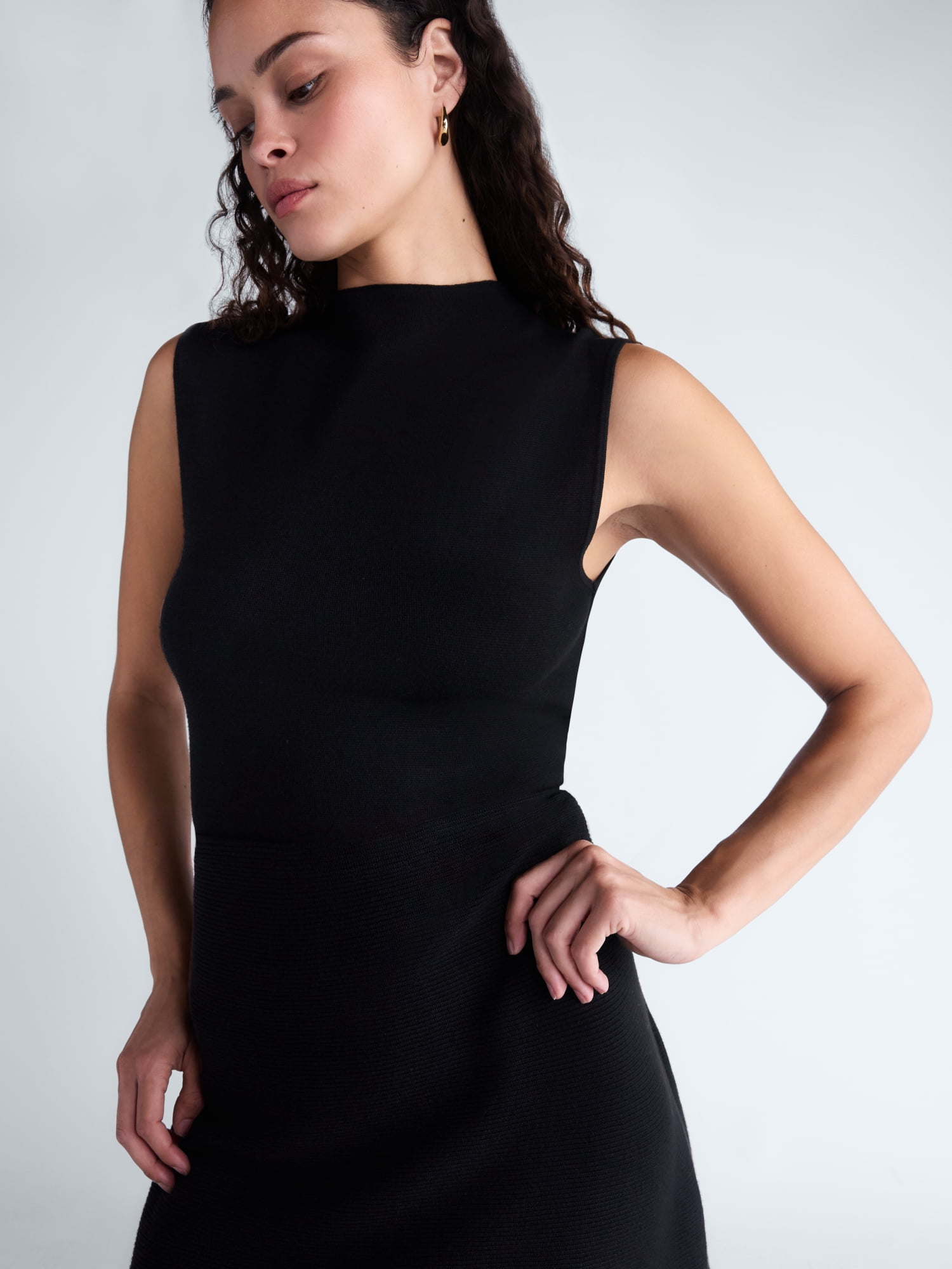 Scoop Women’s and Women's Sleeveless Mock Neck Mini Dress, Sizes XS-4X