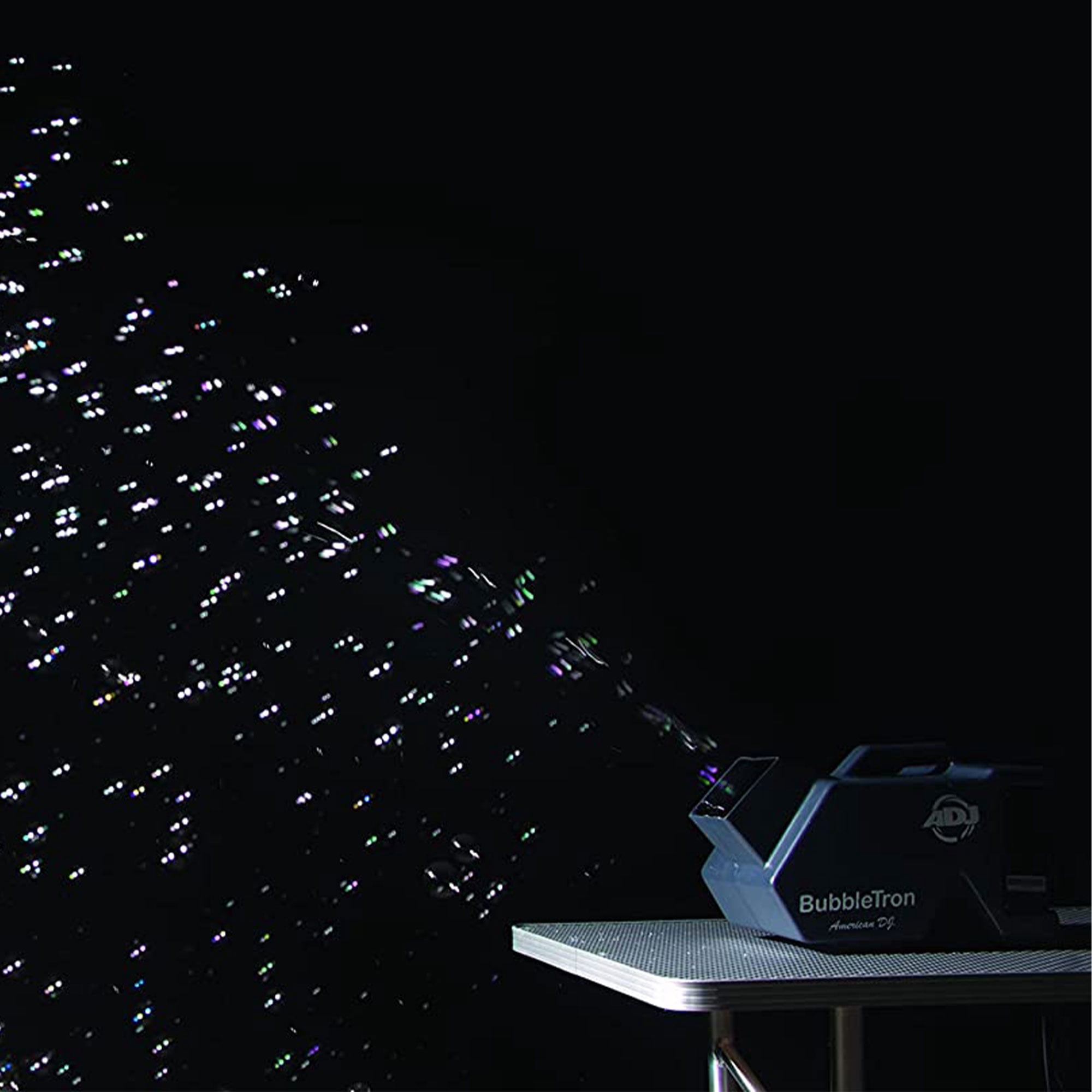 American DJ BUB773 BUBBLETRON Molded Plastic Portable High Output Bubble Machine