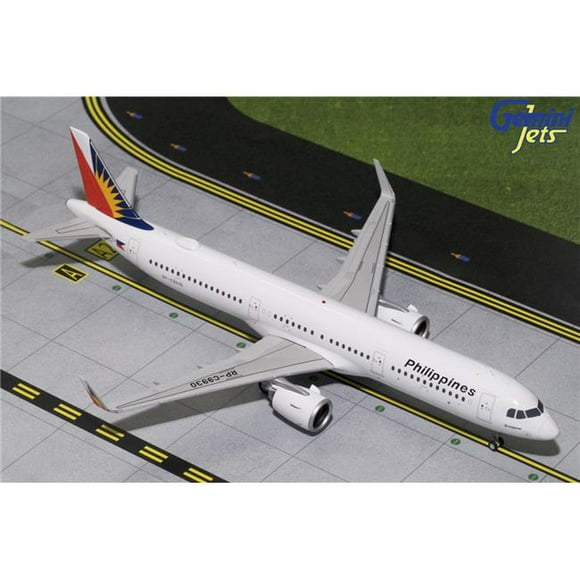 1 200 Scale Model Airplanes