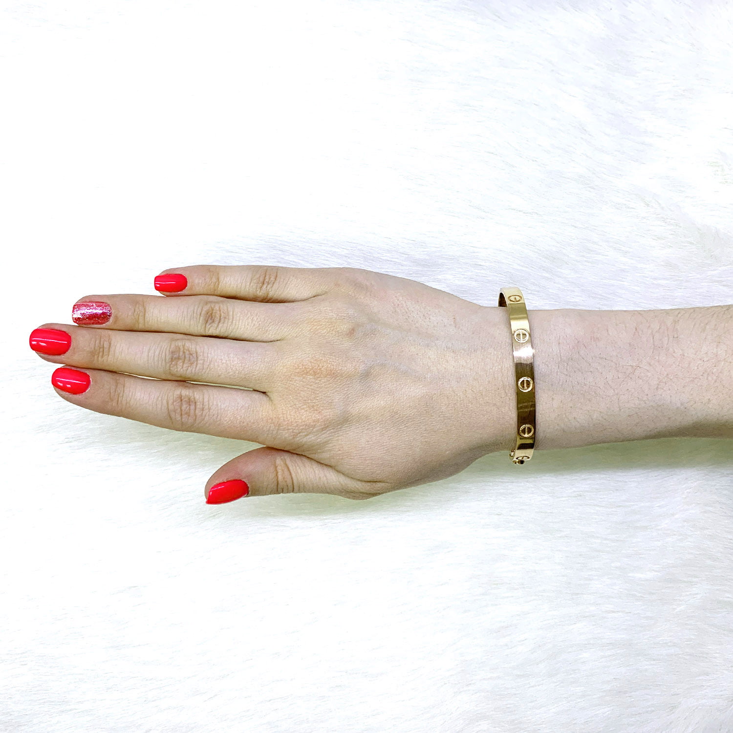 Cartier Love Bracelet for women | Buy or Sell your CARTIER Love - Vestiaire  Collective