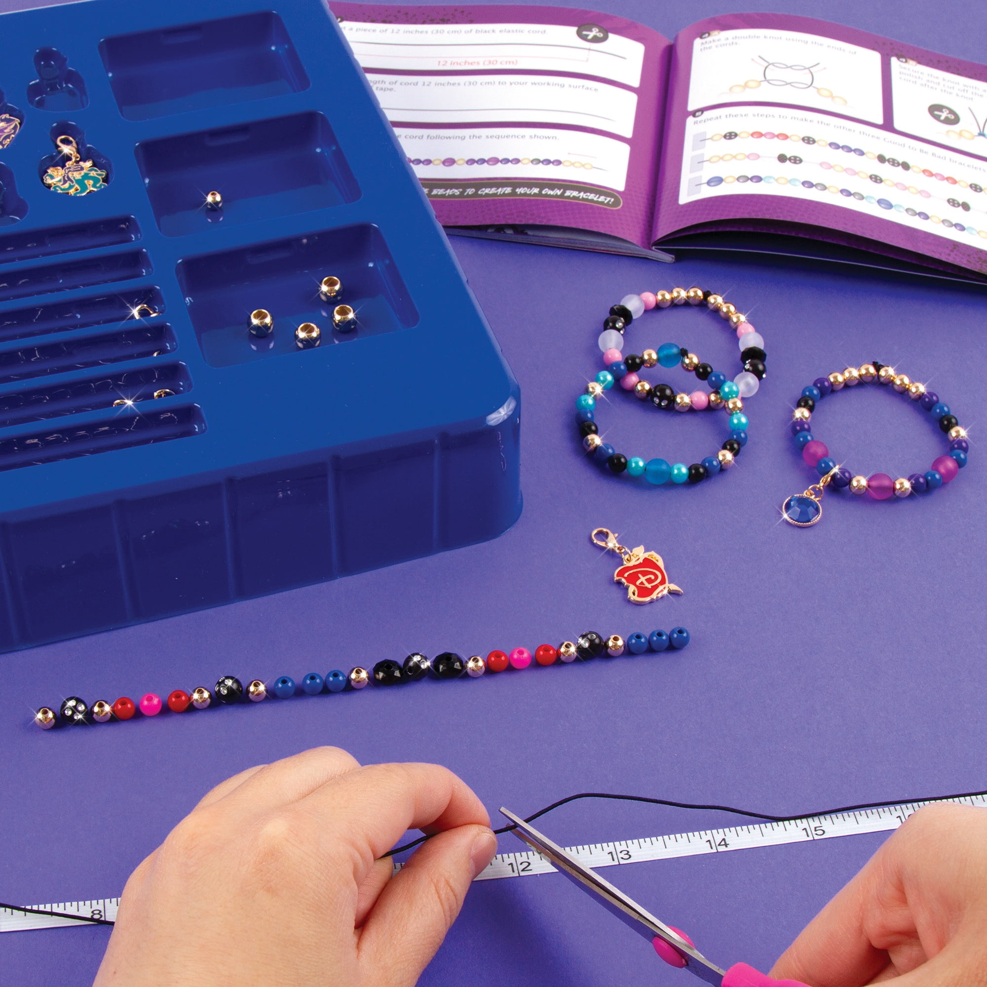 Disney Descendants 3: Fierce Fashion DIY Bracelets Kit - Create 8 Stunning Disney Charm Bracelets, 127 Pieces, Tweens & Girls,  Arts & Crafts, Kids Ages 8+