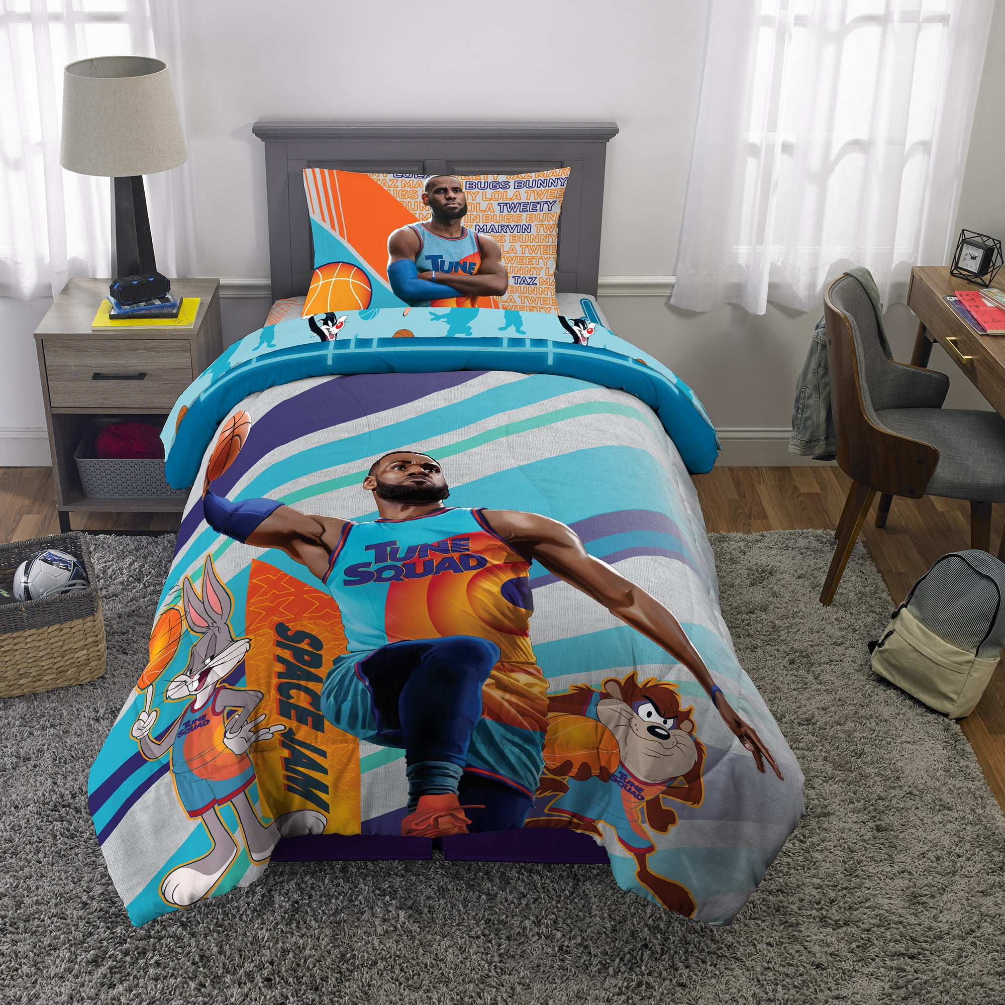 Space Jam Kids Microfiber BedinaBag Bedding Bundle Set, Comforter