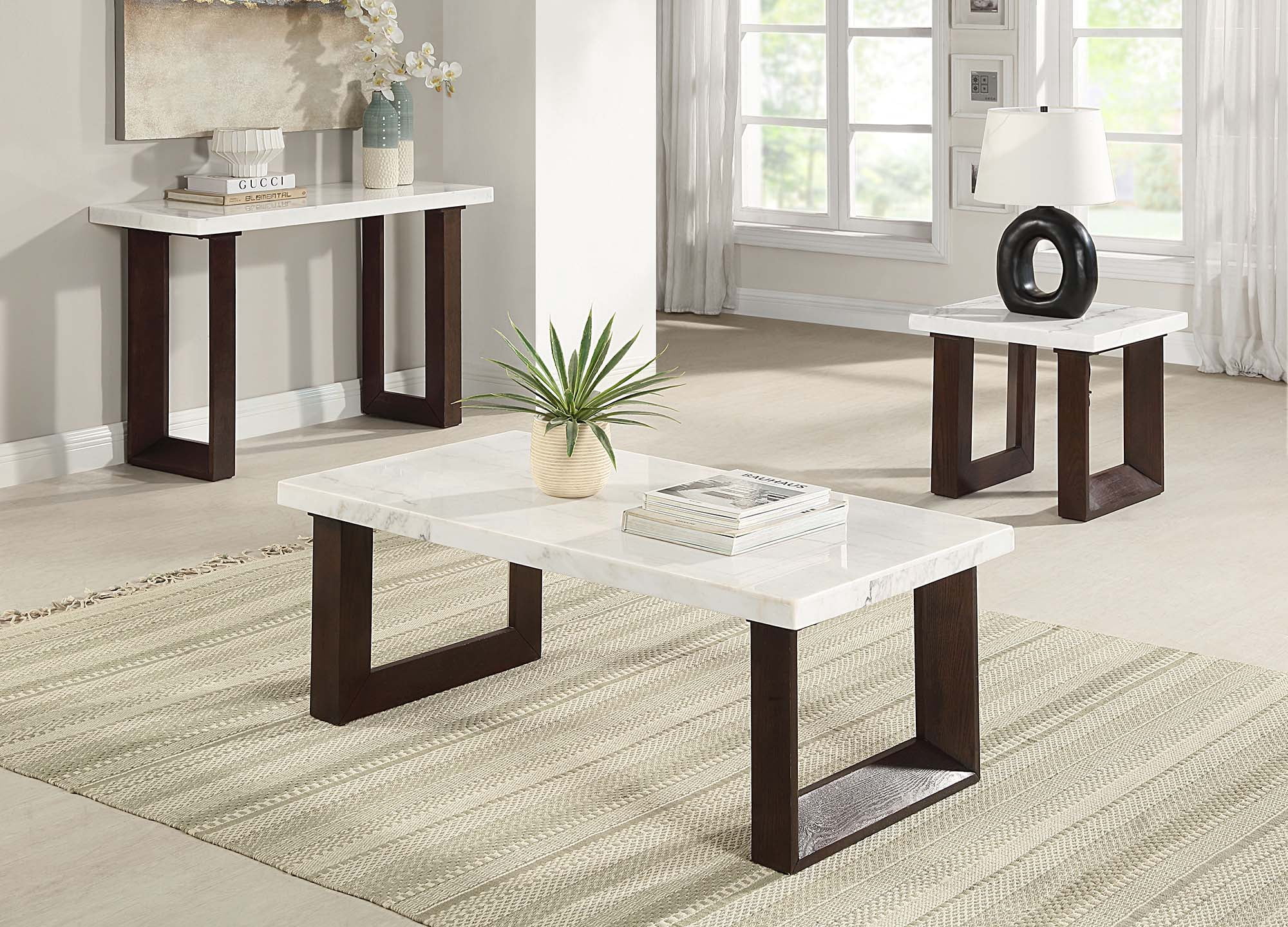 週末値下げ！WTW MARVERICKS COFFEE TABLE Acme Edwyn Coffee Table w/Natrual Marble Top Natural Marble Top