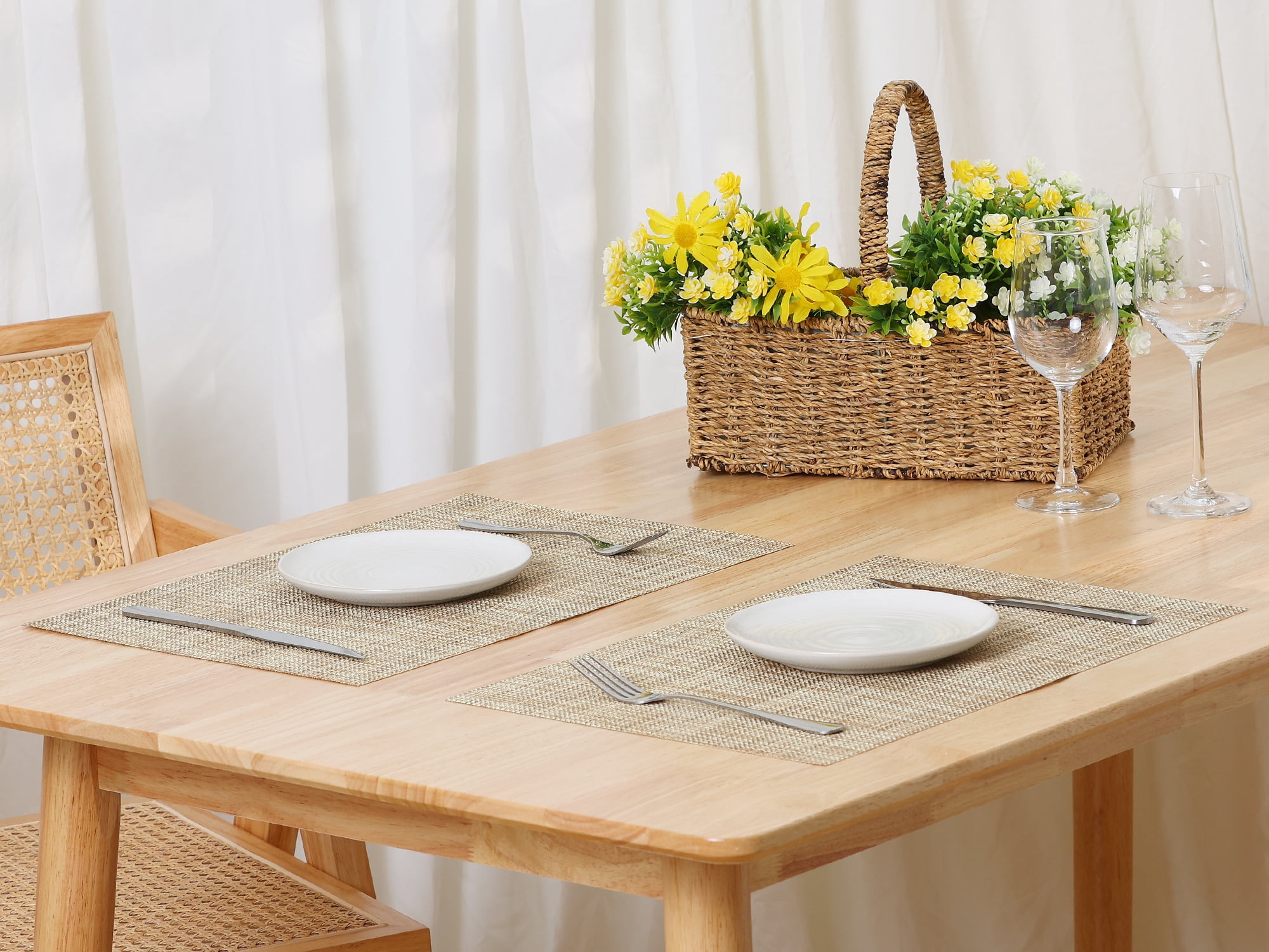 Unique Bargains Durable Placemats for Dining Table, Resistant Kitchen Place Mats Set of 6 Gold 18" x 12"