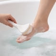 thumbnail image 4 of SHOWERORO Exfoliante Para Pies Con Ergonómico Y Mango Largo Para Y Ducha, 4 of 7
