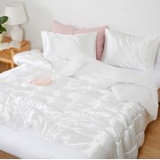 WQSPRING Reversible Satin Comforter Set 3-Piece, White Queen, Lightweight All-Season Bedding