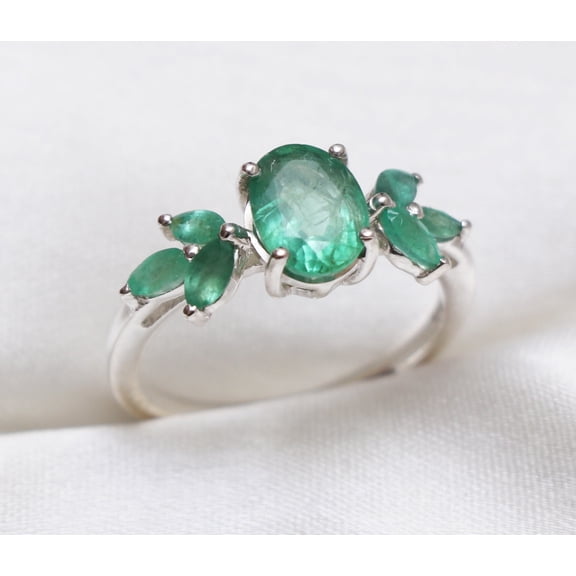 PILWALS Genuine Emerald - Handmade Oval Cut Ring For Women - 925 Solid Sterling Silver - Natural Emerald Jewelry Ring - Daily Wear Ring Gift