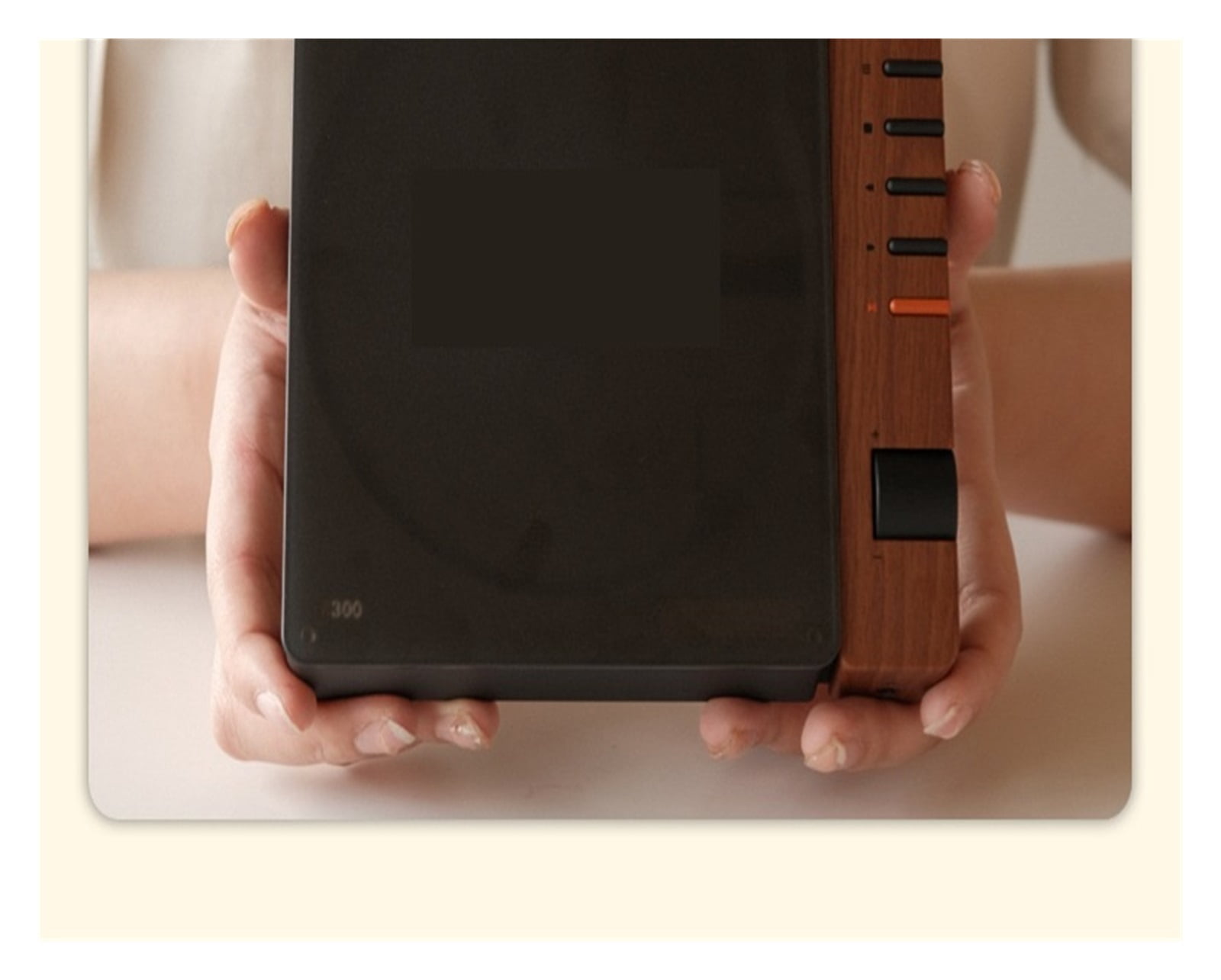 Experience Nostalgia with R300 Retro CD Player - High-Quality Bluetooth Listening Album