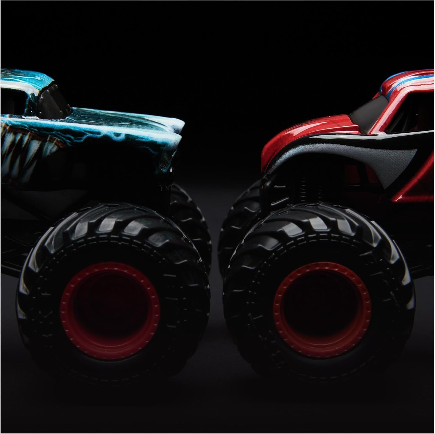Monster Jam Marvel Venom vs Spider-Man Die-Cast Trucks Series 4, 1:64 Scale