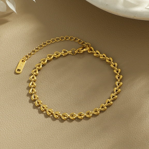 Womens Titanium Steel Hollow Heart Bracelet, Electroplated Gold, Does Not Fade, Fashion Jewelry