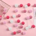 thumbnail image 4 of Guirnalda de corazones | Decoraciones de San Valentín para la pared del dormitorio, sala de estar o fondo de fiesta | Guirnalda de luces de tela con longitud ajustable, 4 of 9