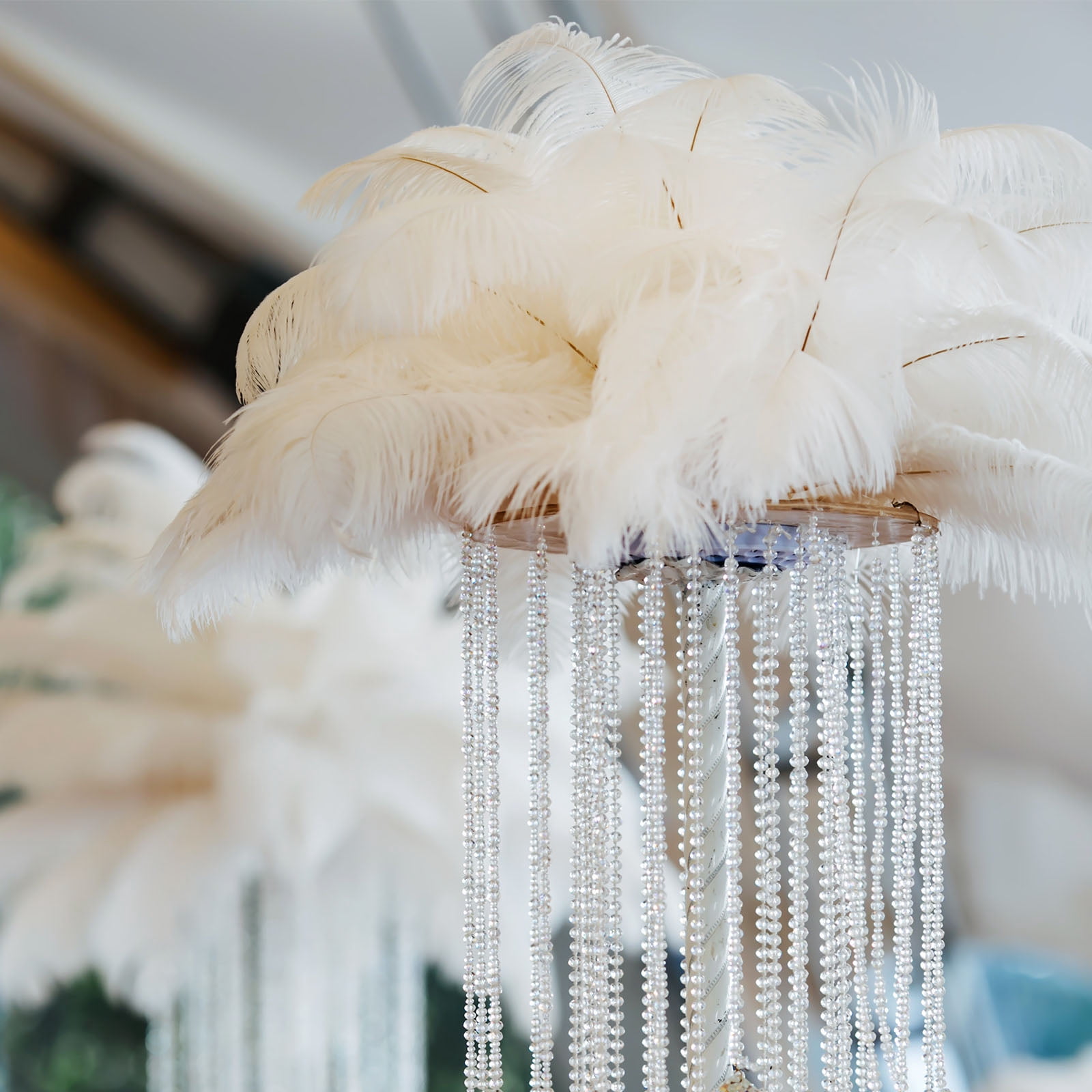 120 Pcs Natural Black / White Ostrich Feathers for Wedding Party Centerpieces,Flower Arrangement Home Decoration (White)