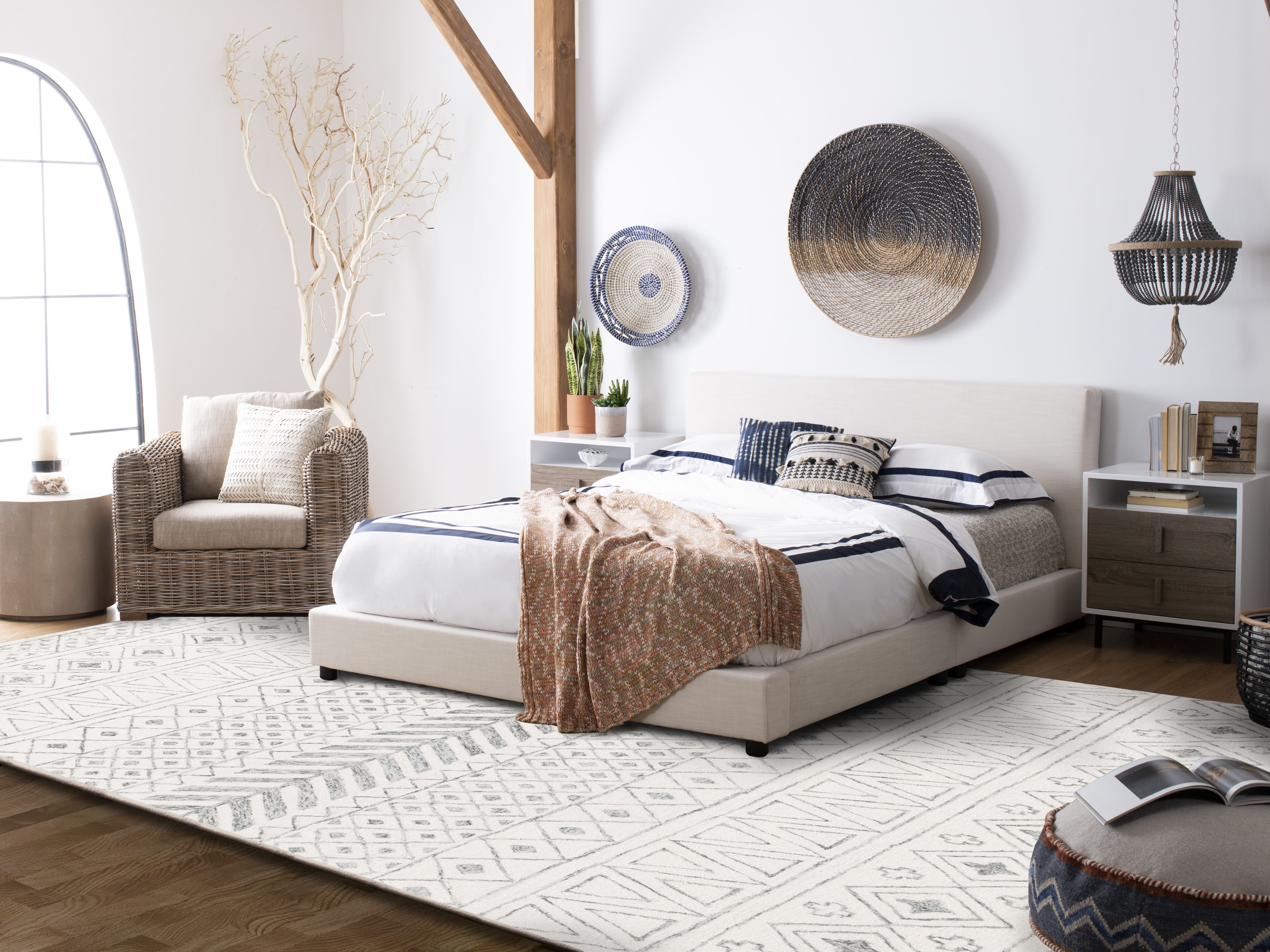 SAFAVIEH Metro Beaumont Southwestern Area Rug, Ivory/Grey, 6' x 6' Square