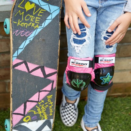 Wipeout 3Pk Pads, Pink, 13.8 Assembled Width, Youth 5